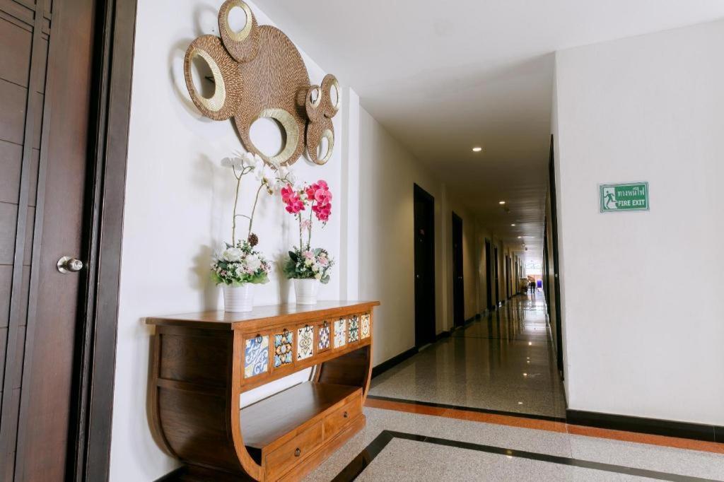 City Park Hotel Phatthalung Eksteriør billede