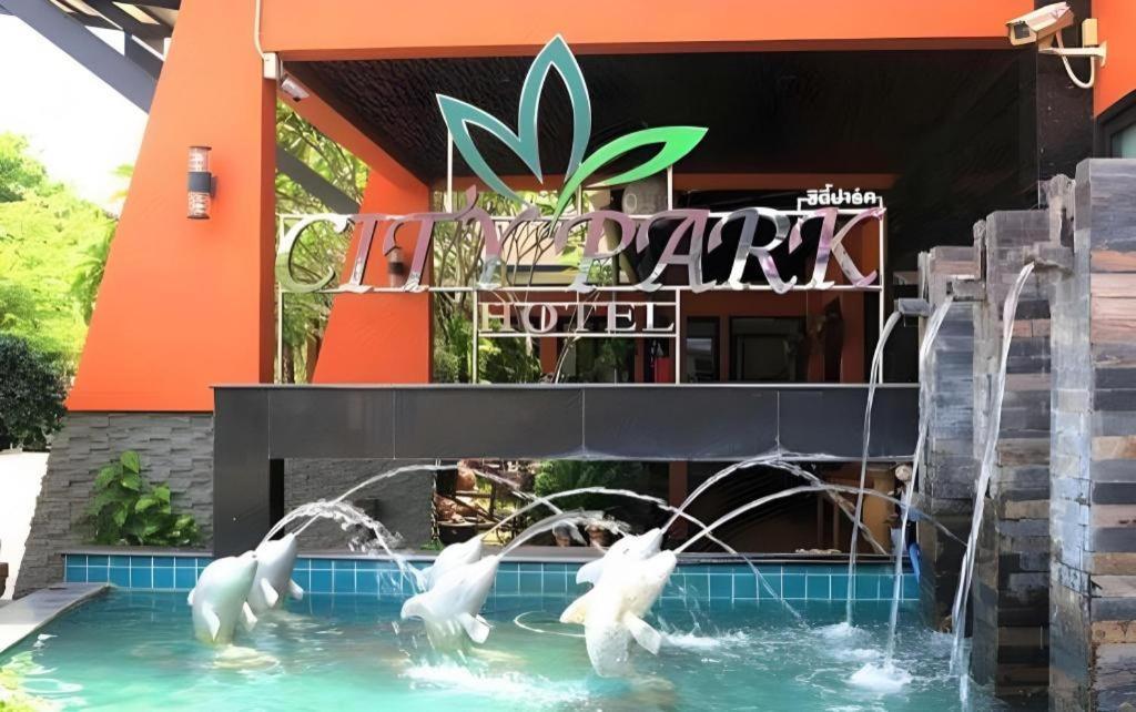 City Park Hotel Phatthalung Eksteriør billede