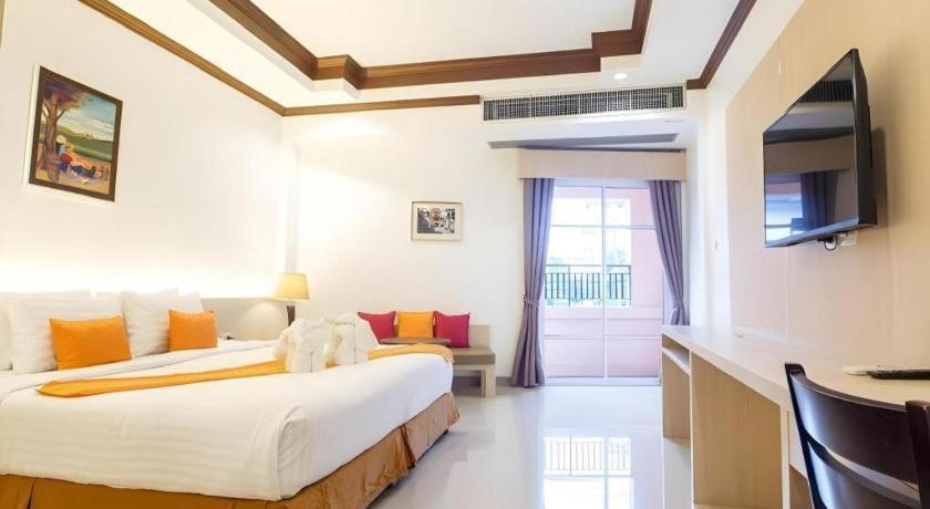 City Park Hotel Phatthalung Eksteriør billede
